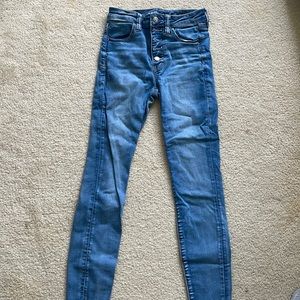 American Eagle skinny jeans button down
